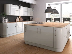 Ultragloss Kitchen in Ultragloss Light Grey